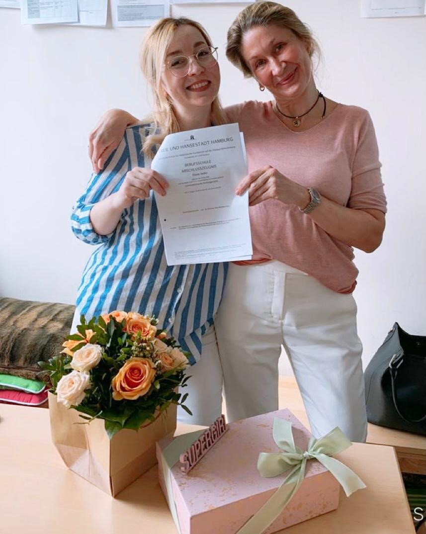 Abschluß von Elona Nelka